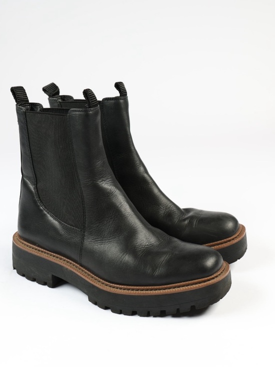 Sam Edelman Shoes - Sam Edelman Laguna Chelsea Boots 9.5
